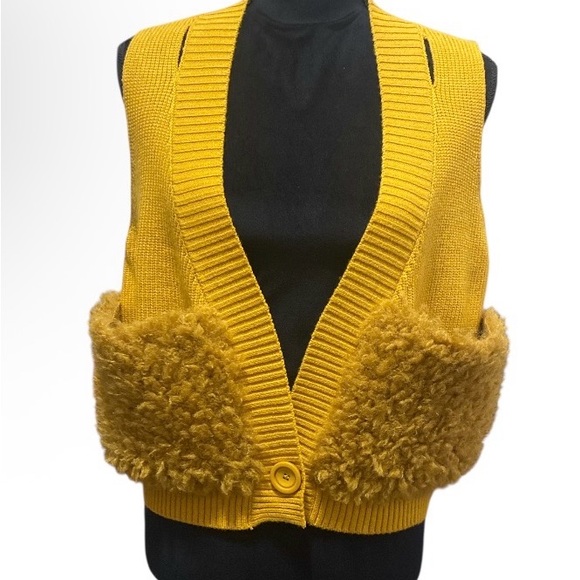 Maeve By Anthropologie Fur Pocket Vest - Picture 4 of 7